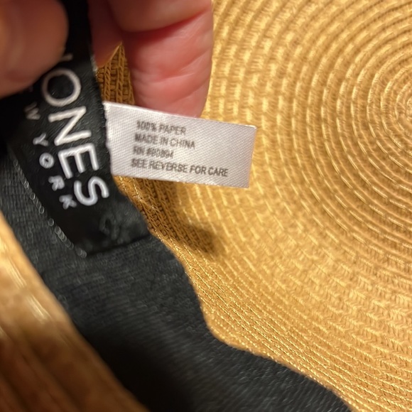 NWT. JONES NEW YORK  STRIPED SCARF WOVEN SUN HAT - NATURAL - Picture 9 of 9